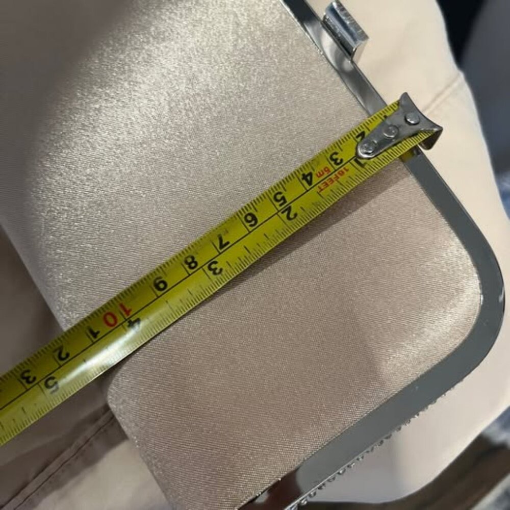 Purse - Picture 7 of 9